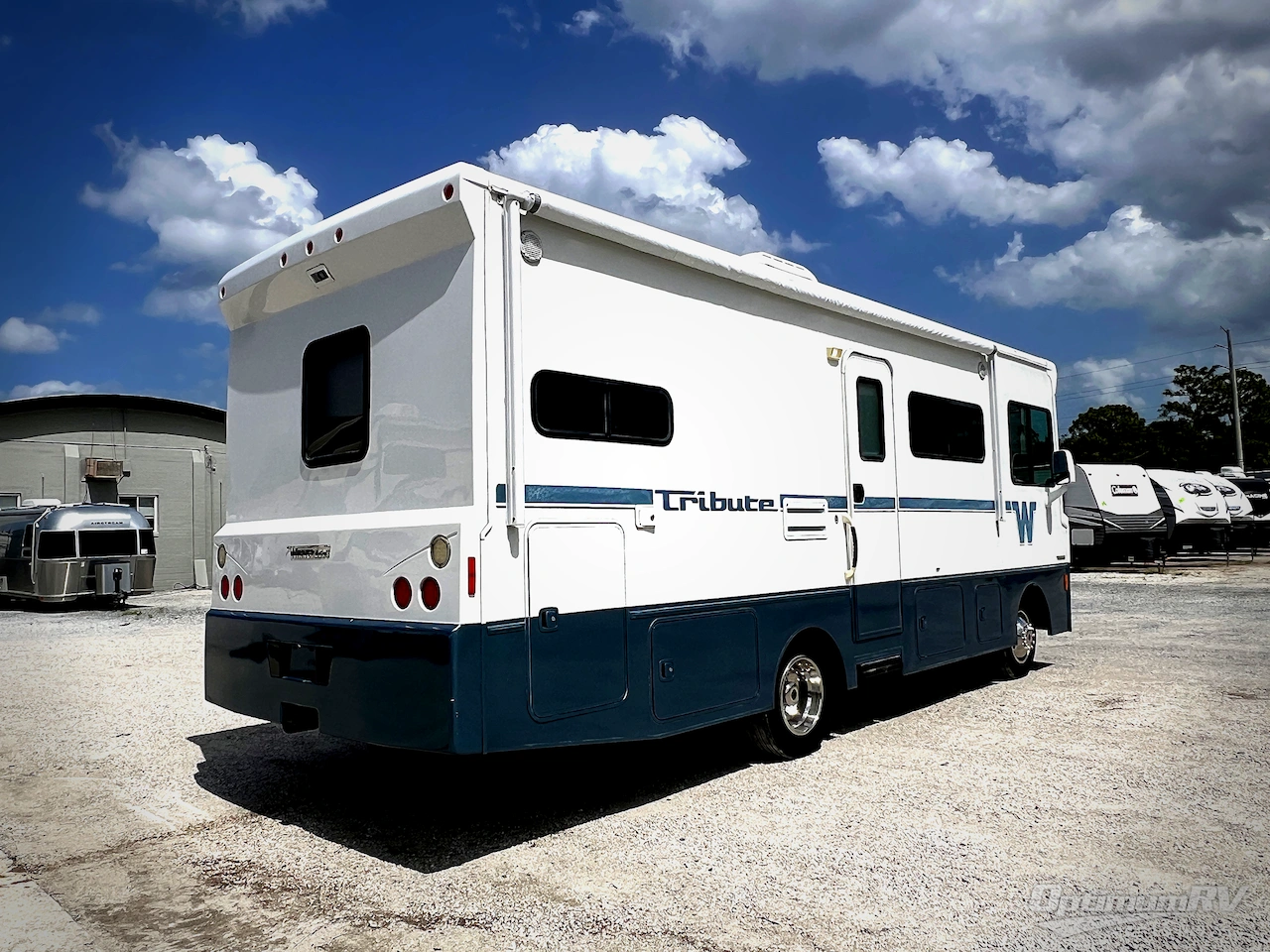 2015 Itasca Tribute 26A Photo 2