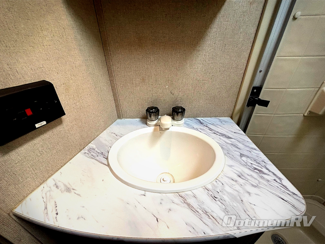 2018 Dutchmen Kodiak Ultimate 291RESL Photo 15