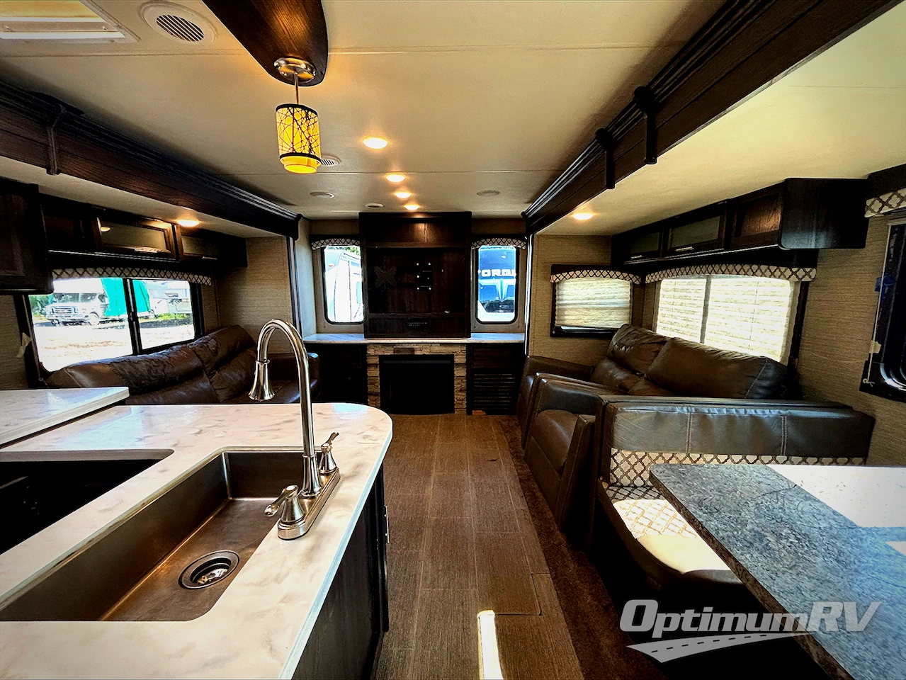 2018 Dutchmen Kodiak Ultimate 291RESL Photo 4