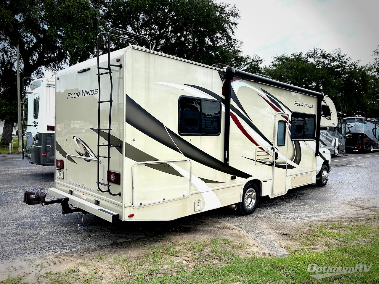 2019 Thor Four Winds 28A Photo 2