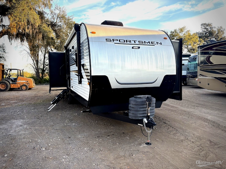 2025 KZ Sportsmen SE 303QBSE RV Photo 1