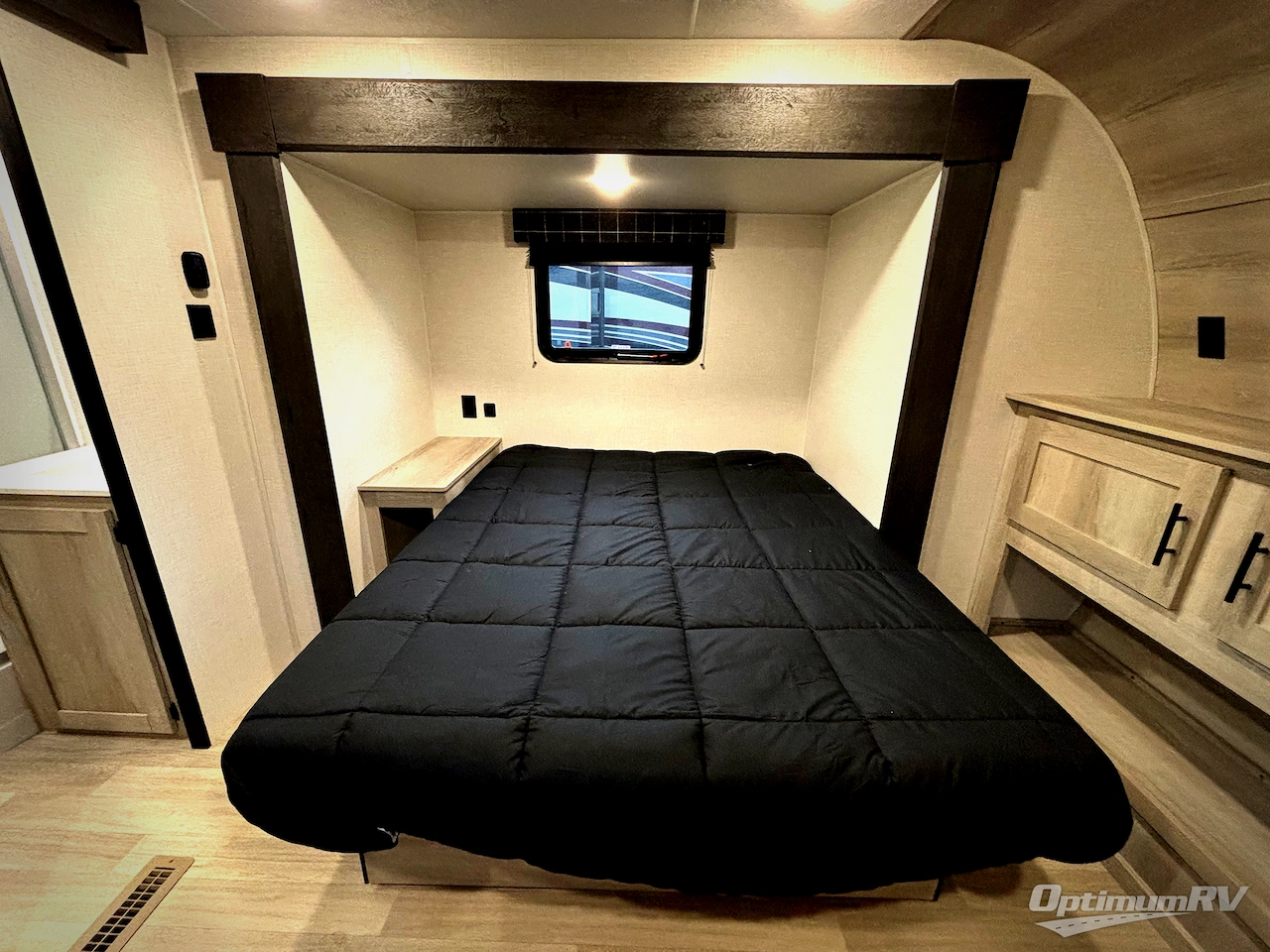 2025 KZ Sportsmen SE 303QBSE Photo 6