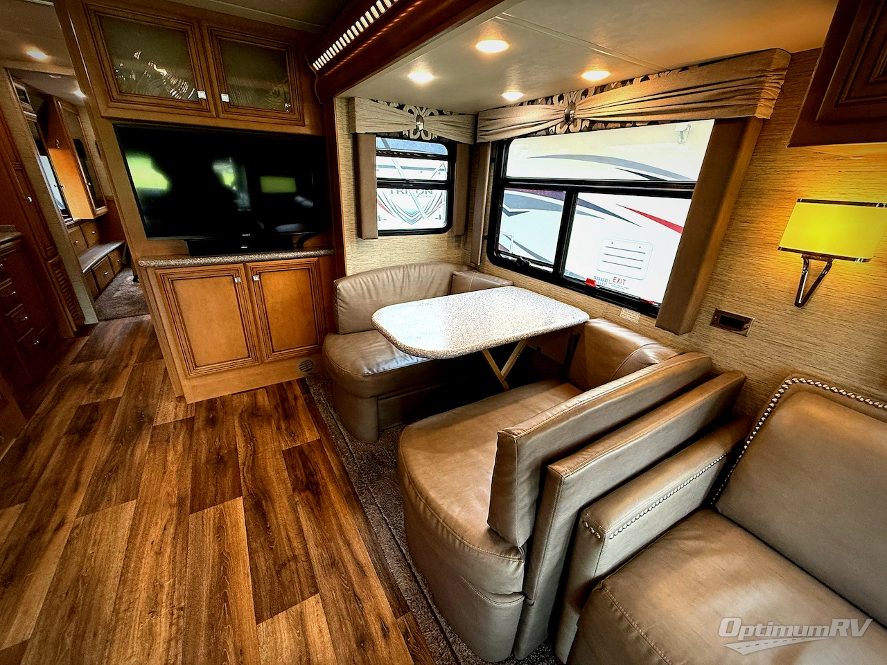 2018 Newmar Bay Star 3532 Photo 7