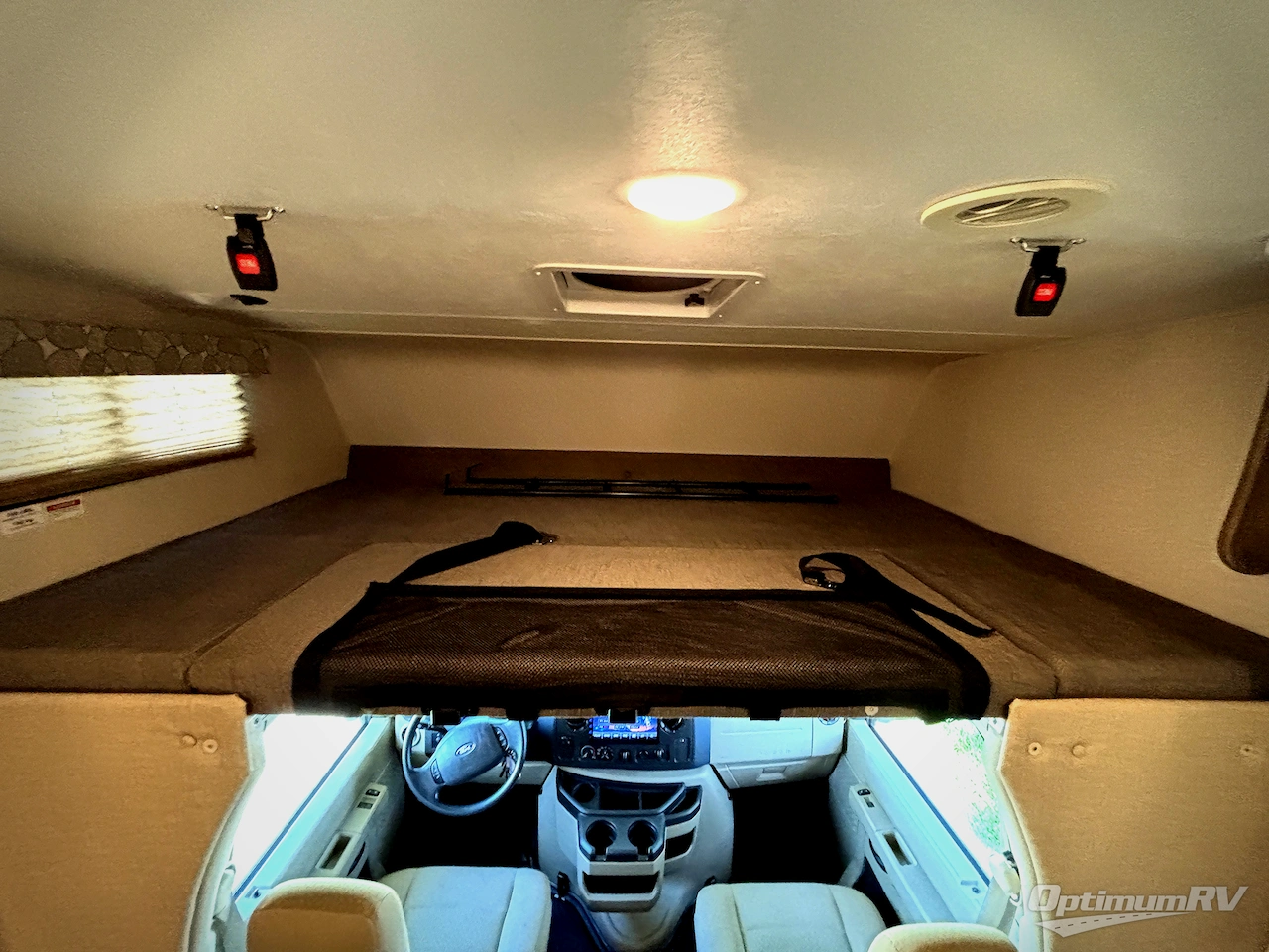 2019 Coachmen Freelander 32FS Ford 450 Photo 11