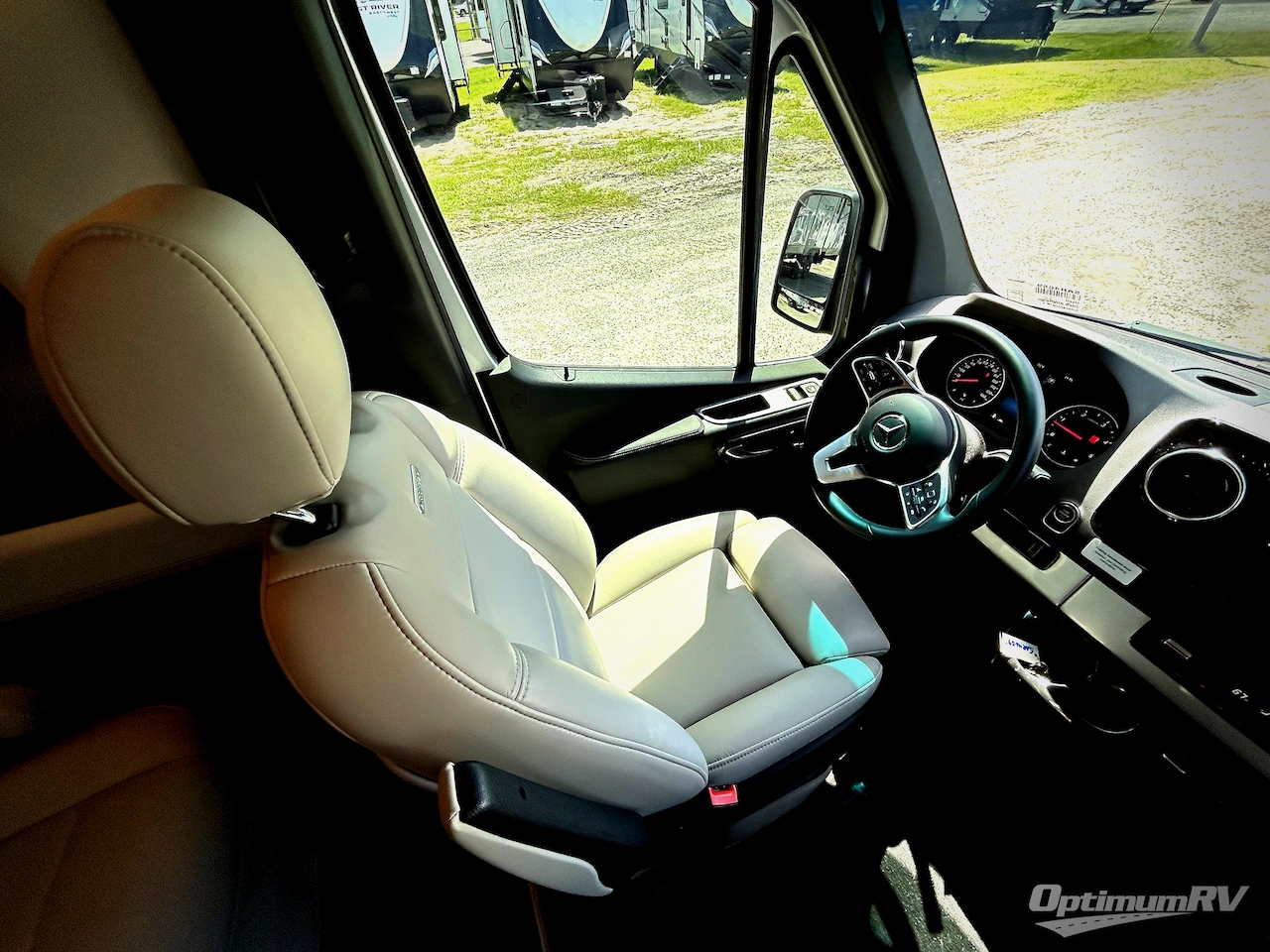 2023 Airstream Interstate Interstate Photo 7