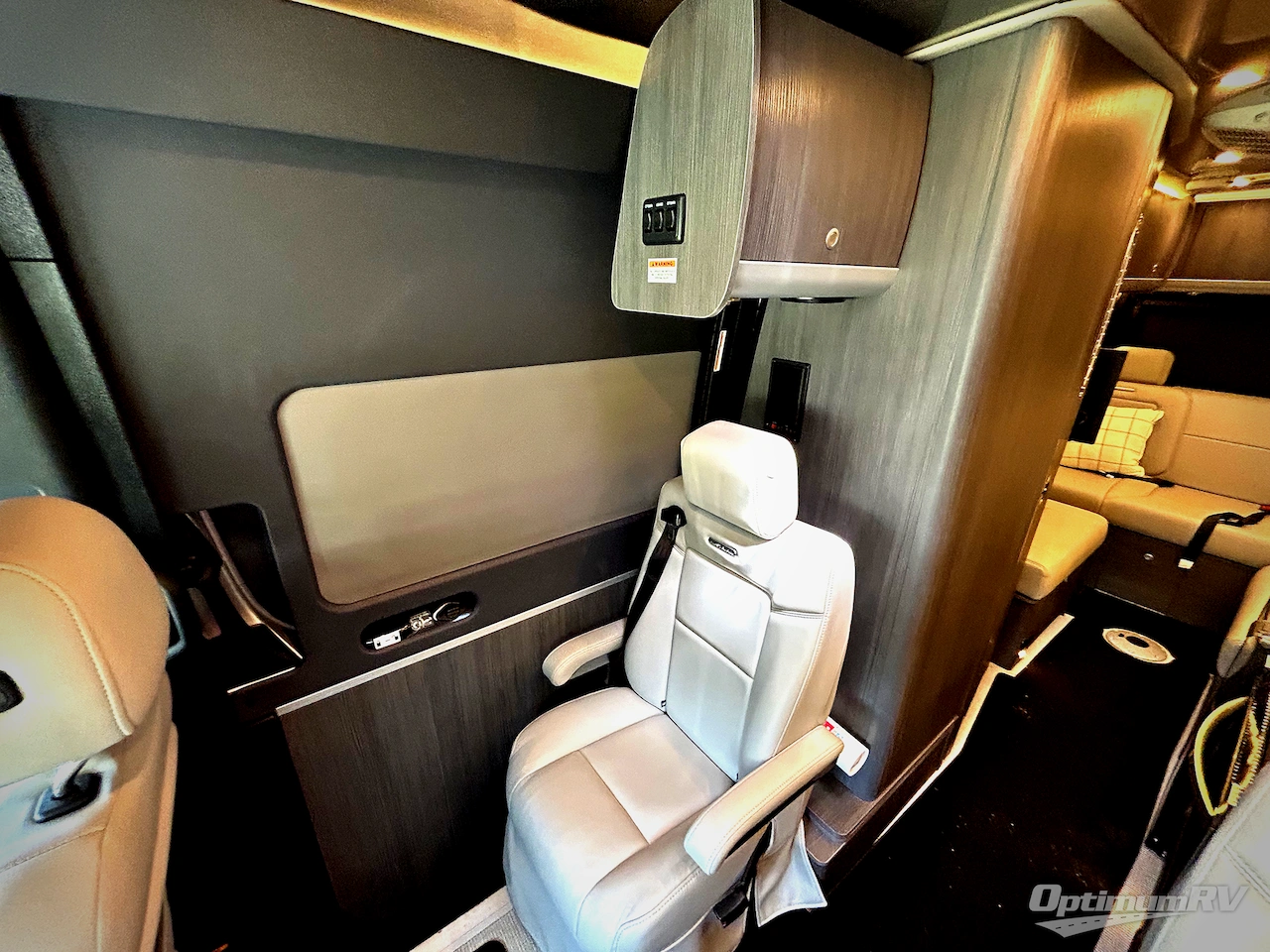 2023 Airstream Interstate Interstate Photo 11