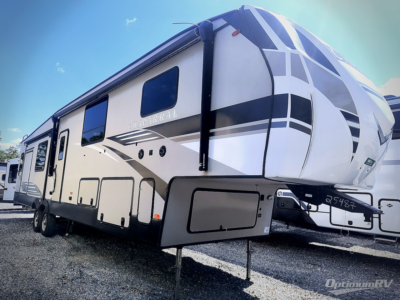 2021 Coachmen Chaparral 392MBL Photo 1