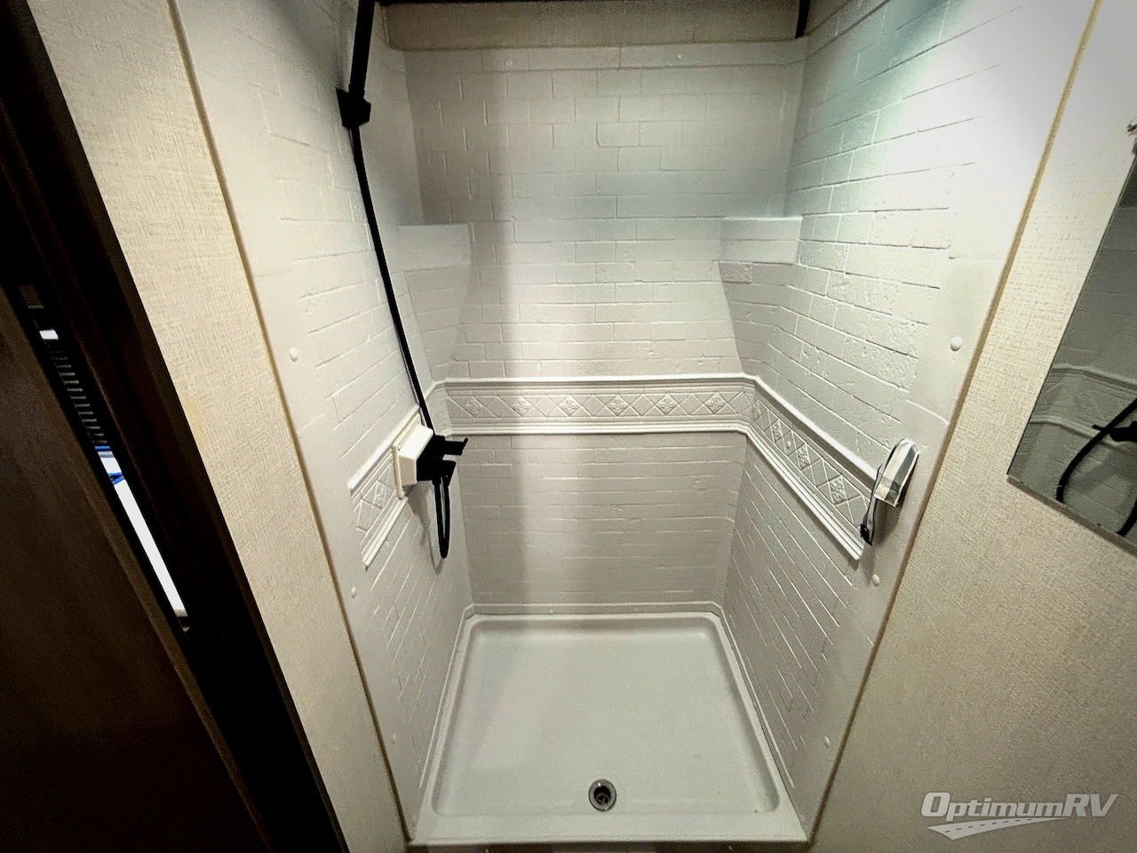 2025 Grand Design Transcend One 151BH Photo 14