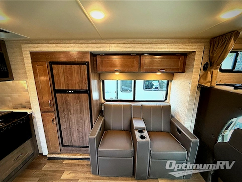 2022 Winnebago Spirit 26T RV Photo 3
