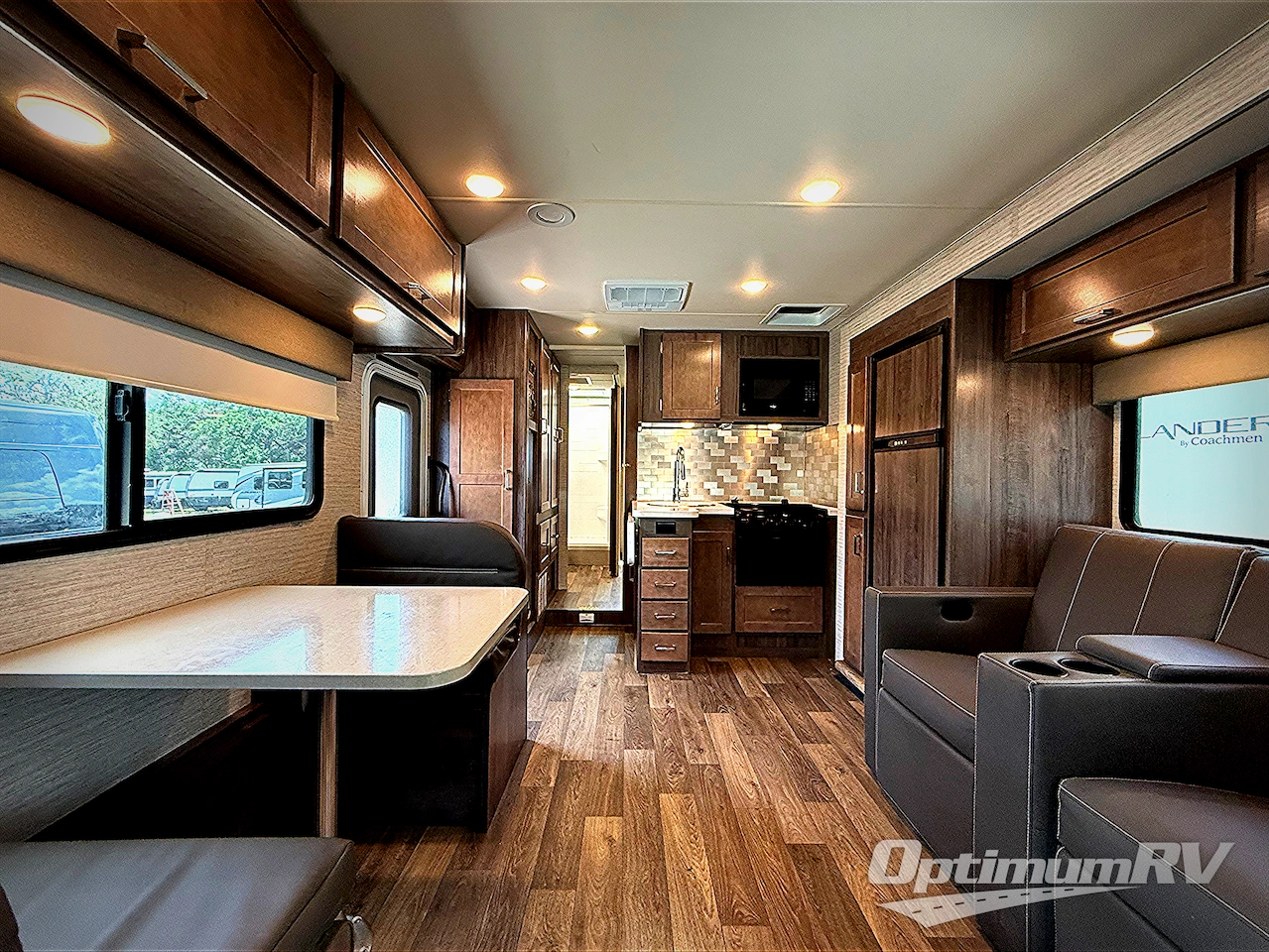 2022 Winnebago Spirit 26T Photo 4