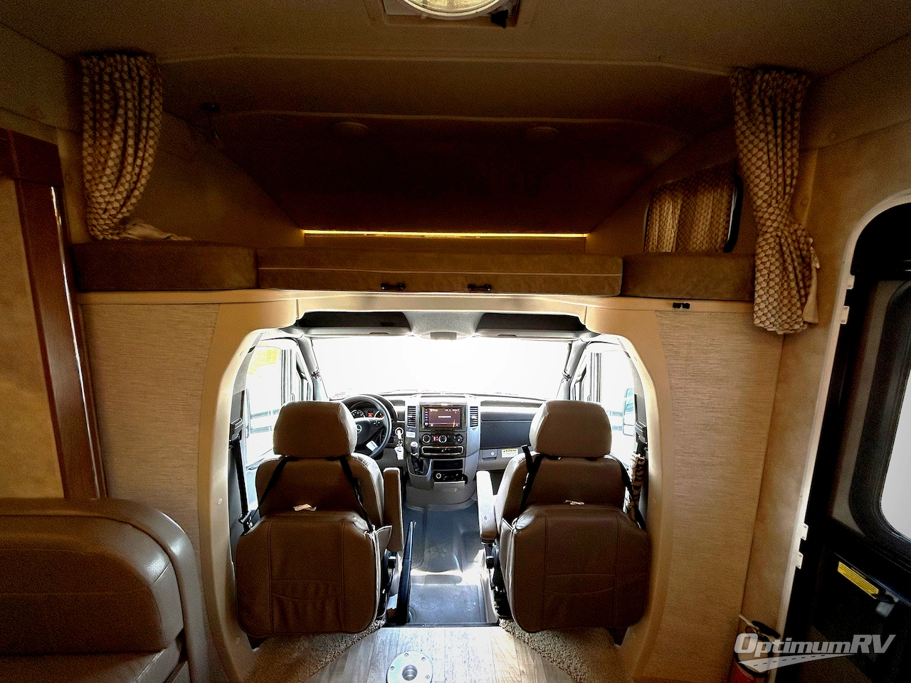 2019 Winnebago View 24D Photo 7