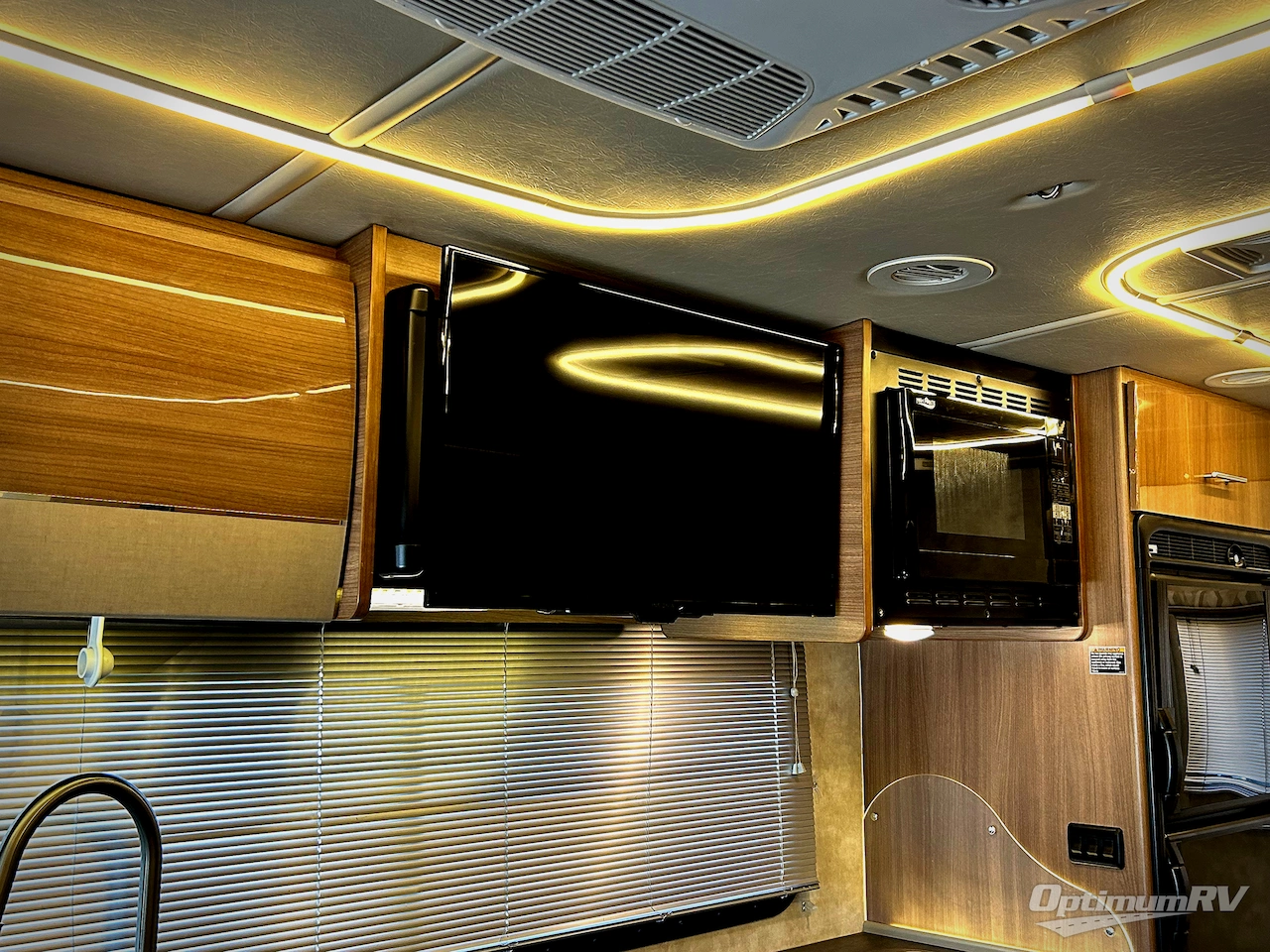 2019 Winnebago View 24D Photo 13