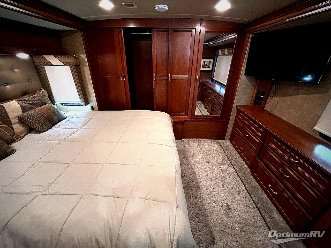 2015 Winnebago Forza 36G Photo 18