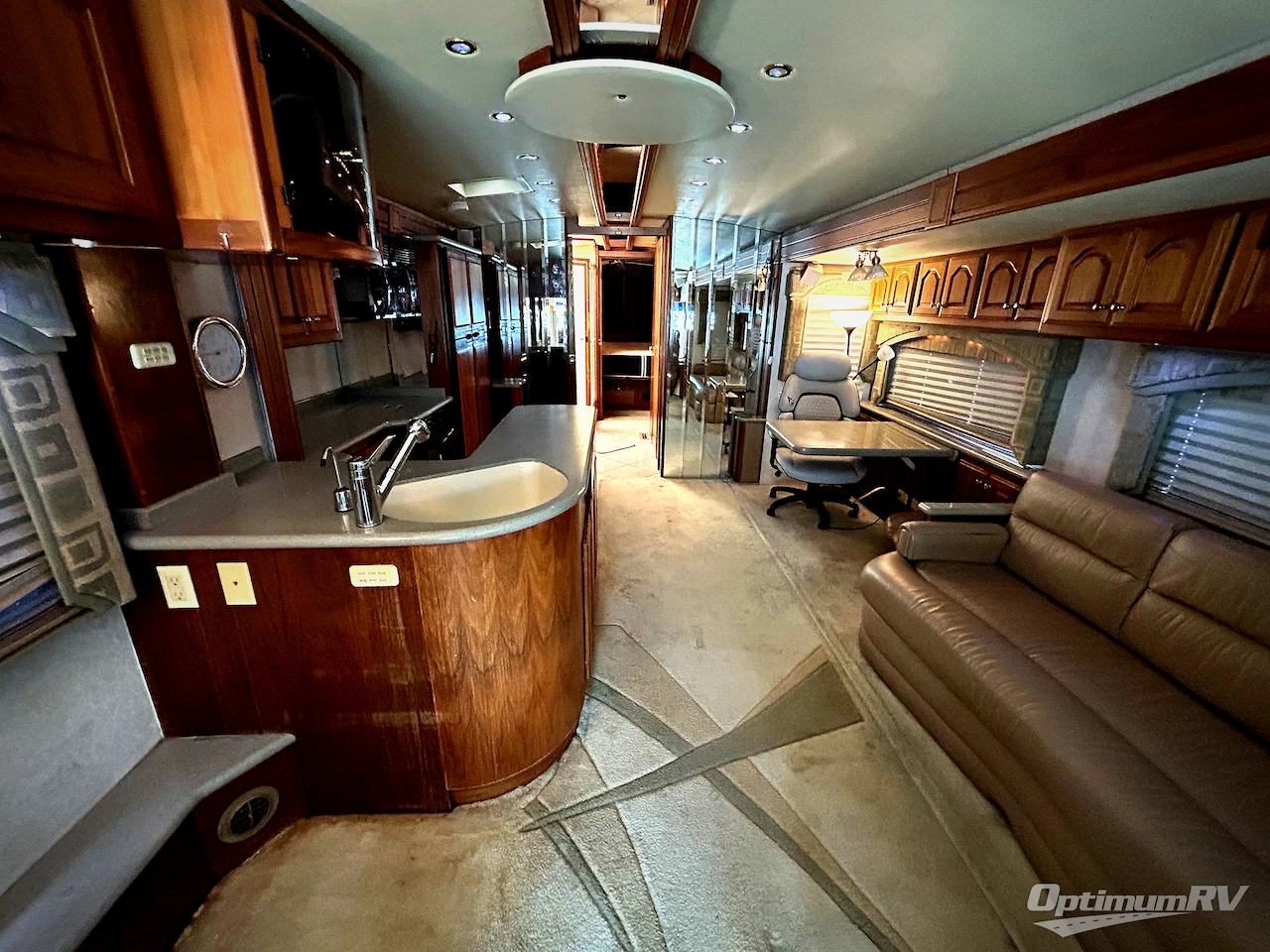 2003 American Coach American Eagle 40T Photo 3