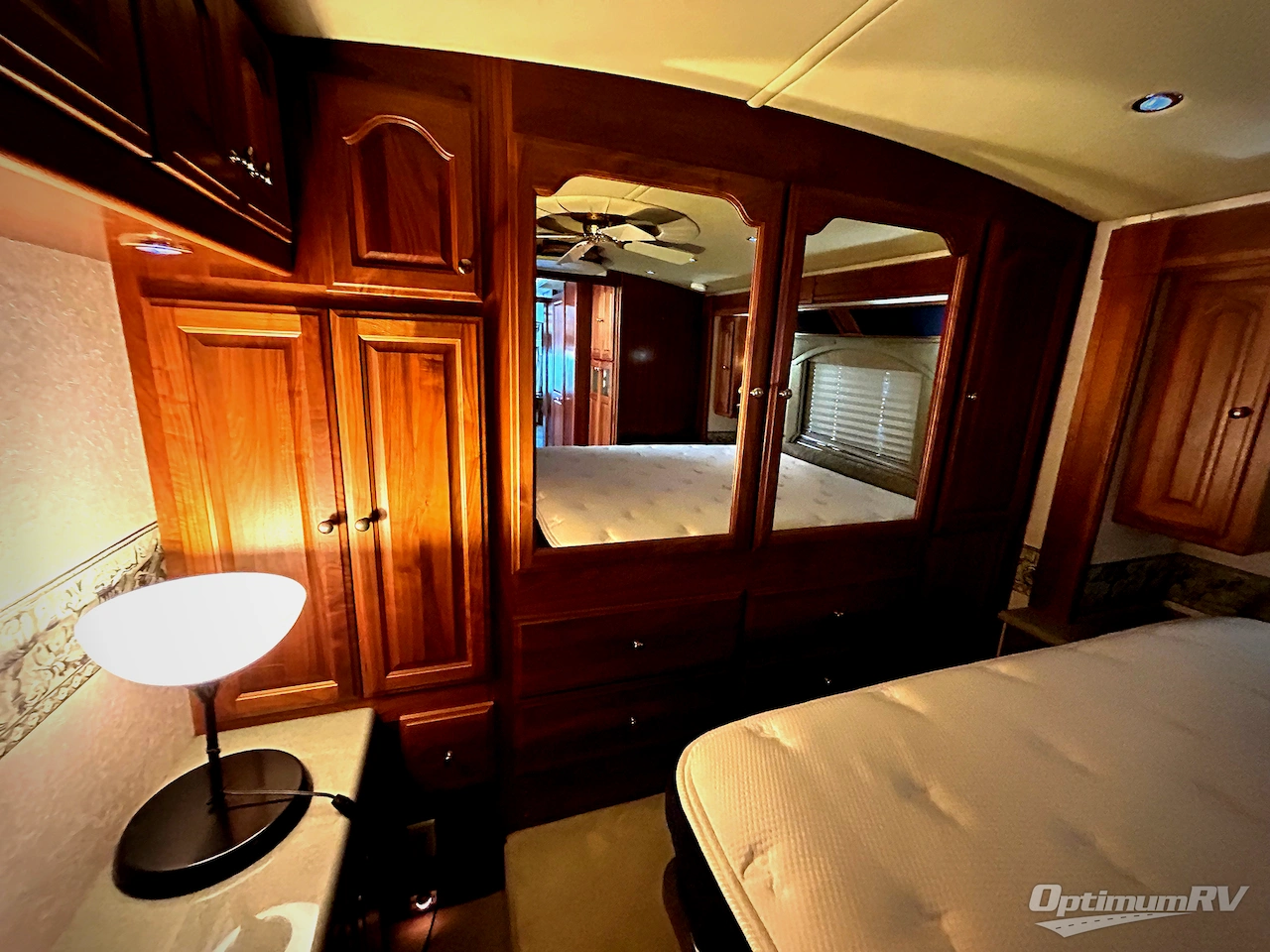 2003 American Coach American Eagle 40T Photo 20