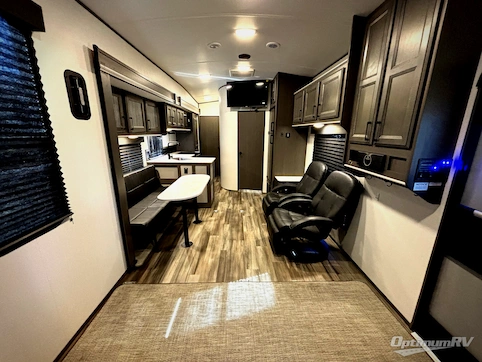 2021 Heartland Fuel 305 RV Photo 2