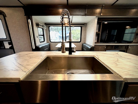 2021 Dutchmen Astoria 3373RL RV Photo 4