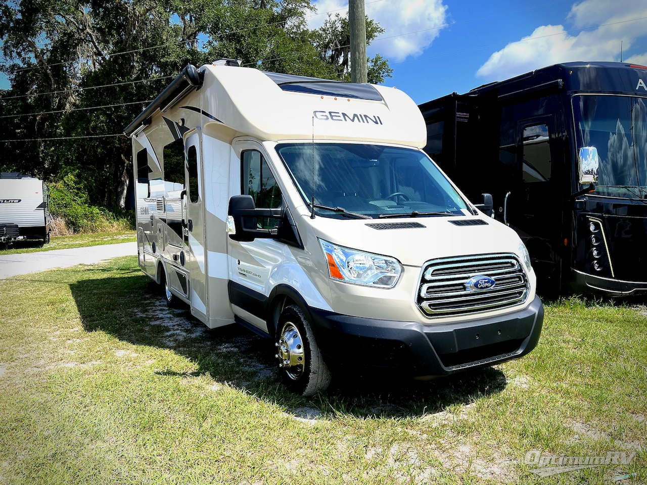 2017 Thor Gemini 23TR Photo 1