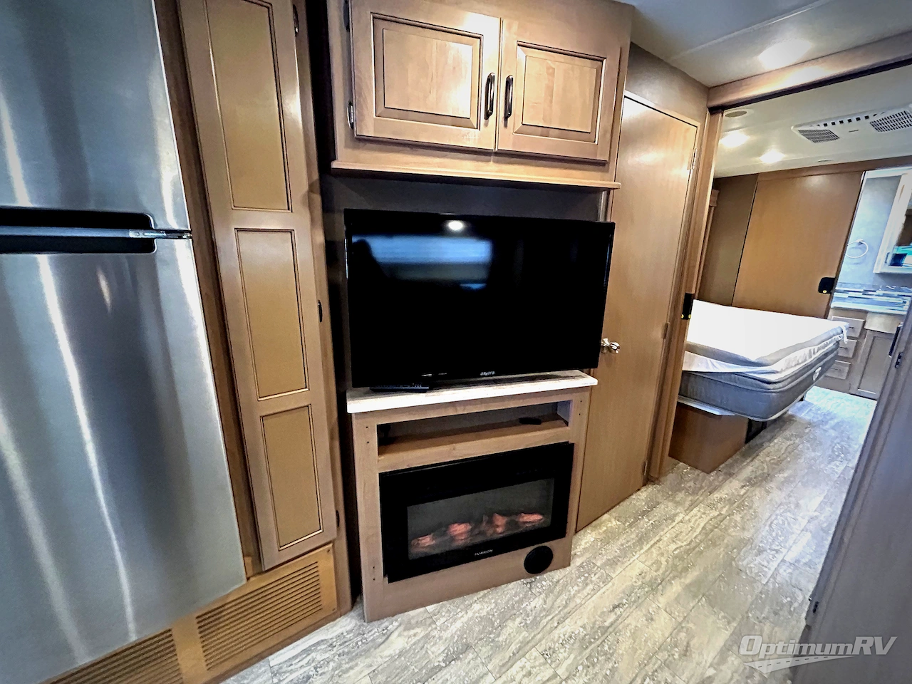2019 Thor Hurricane 35M Photo 13