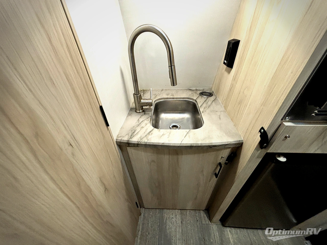 2023 Winnebago Towables Hike 1316TB Photo 7