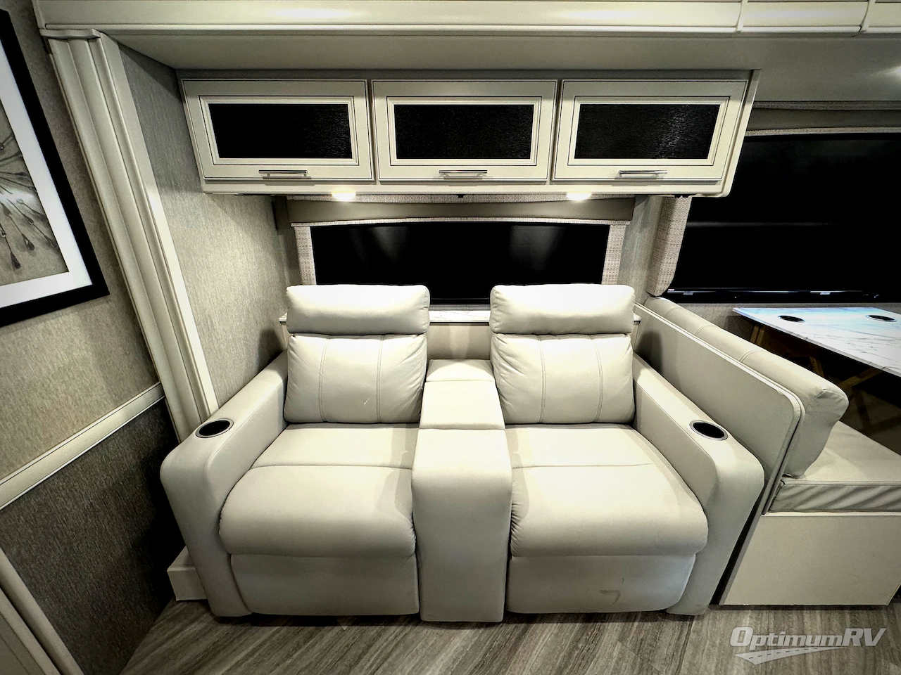 2023 Holiday Rambler Invicta 34MB Photo 10