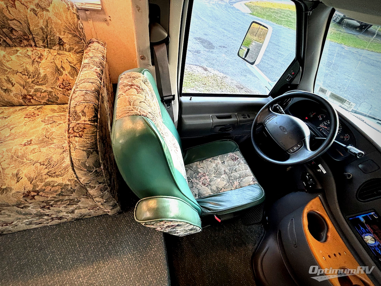 2000 Coachmen Santara 315QB Photo 7