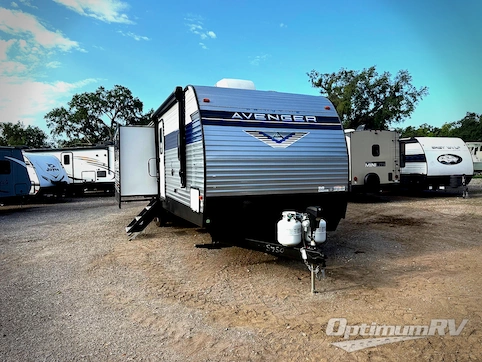 Used 2023 Prime Time Avenger 28REI Featured Photo
