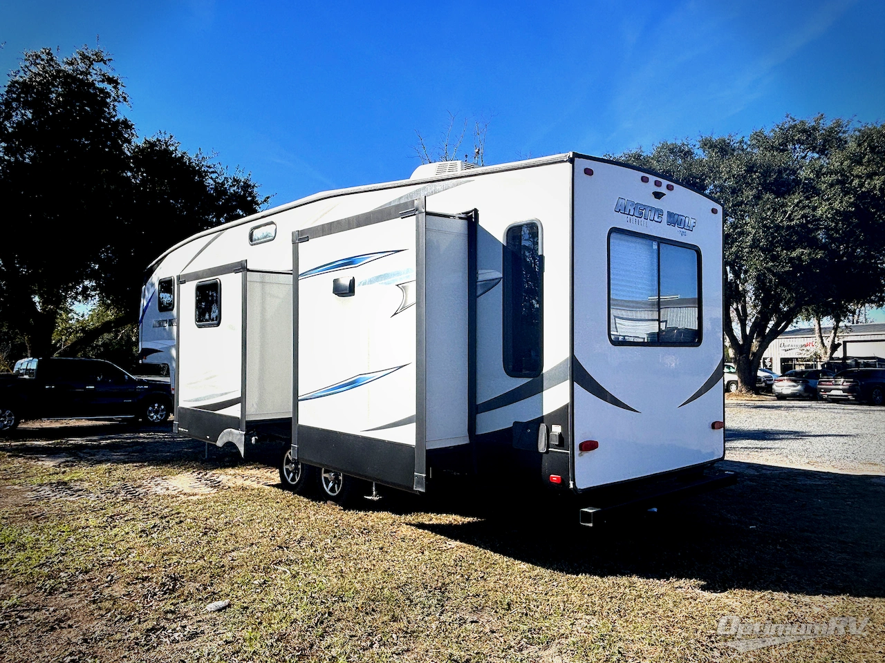2021 Forest River Cherokee Arctic Wolf 298LB Photo 20