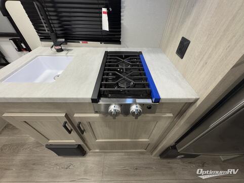 2025 Coachmen Catalina Summit Series 7 184BHSX RV Photo 4