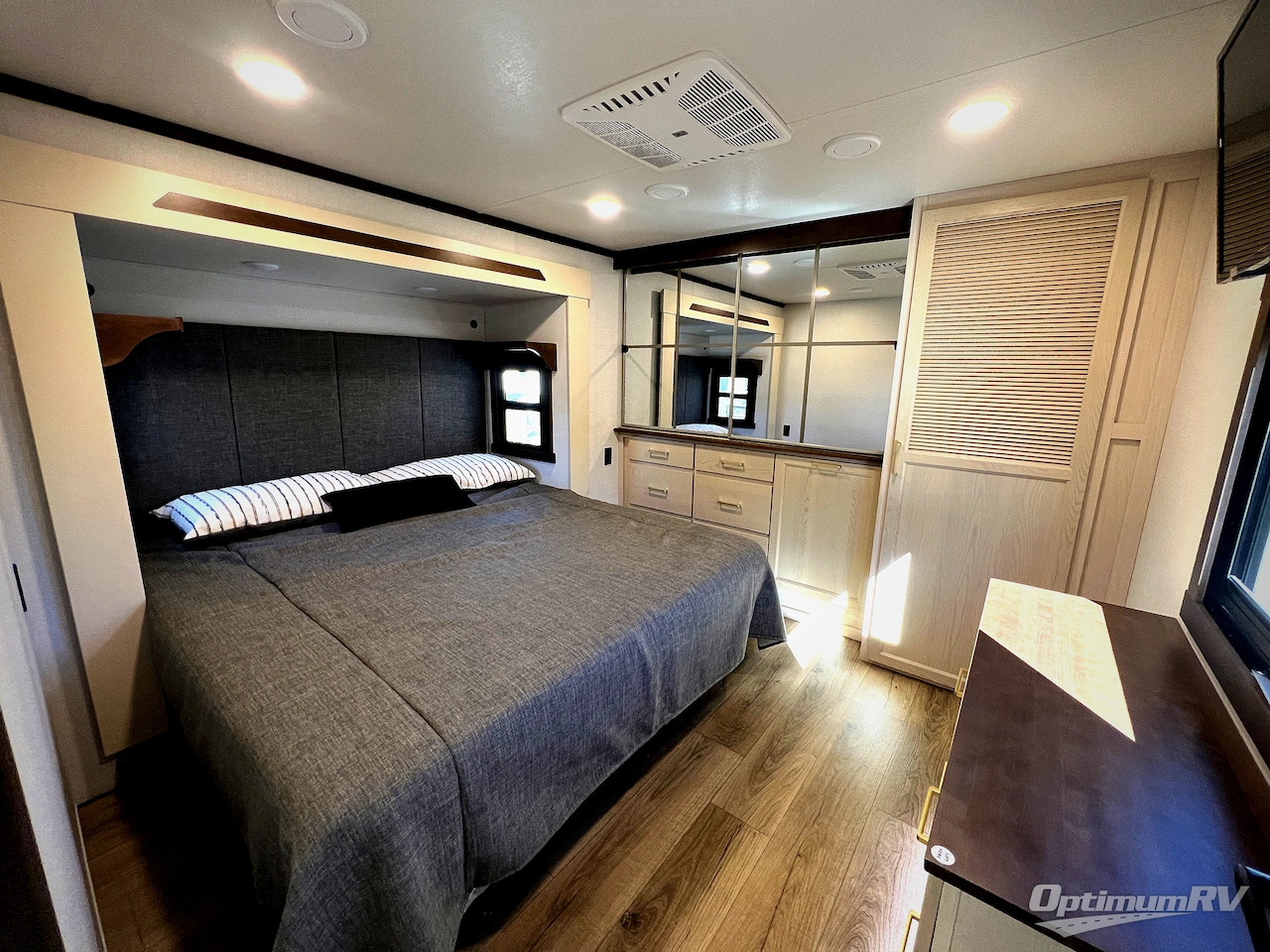 2026 Forest River Cedar Creek Experience 39RKB Photo 17