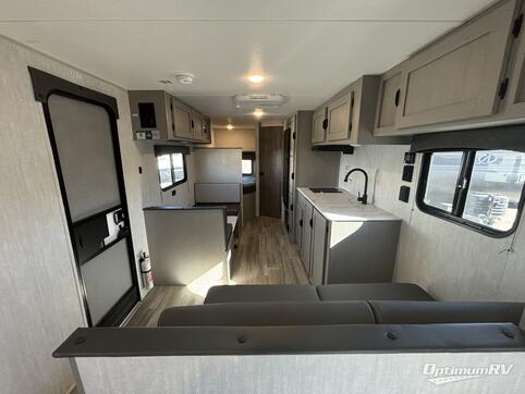 2025 Coachmen Clipper 5K Series 26BH RV Photo 2
