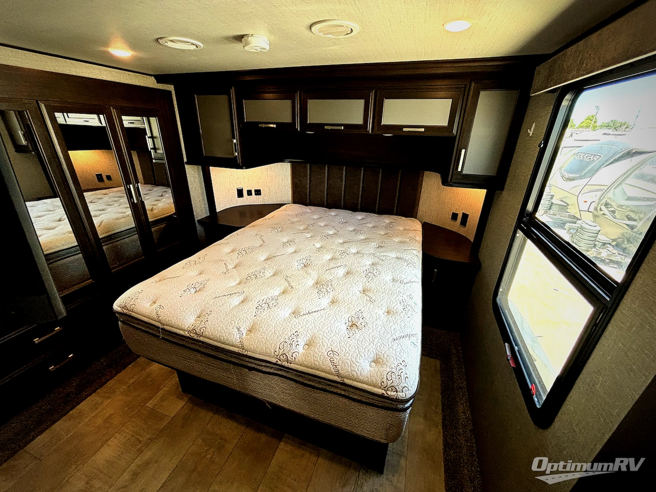 2020 Grand Design Momentum M-Class 395M Photo 12