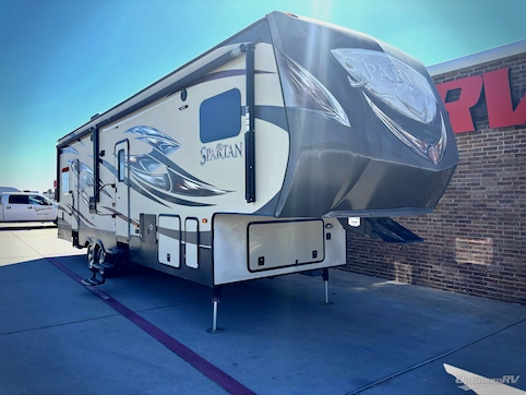 Used 2016 Prime Time Spartan 1032 Featured Photo