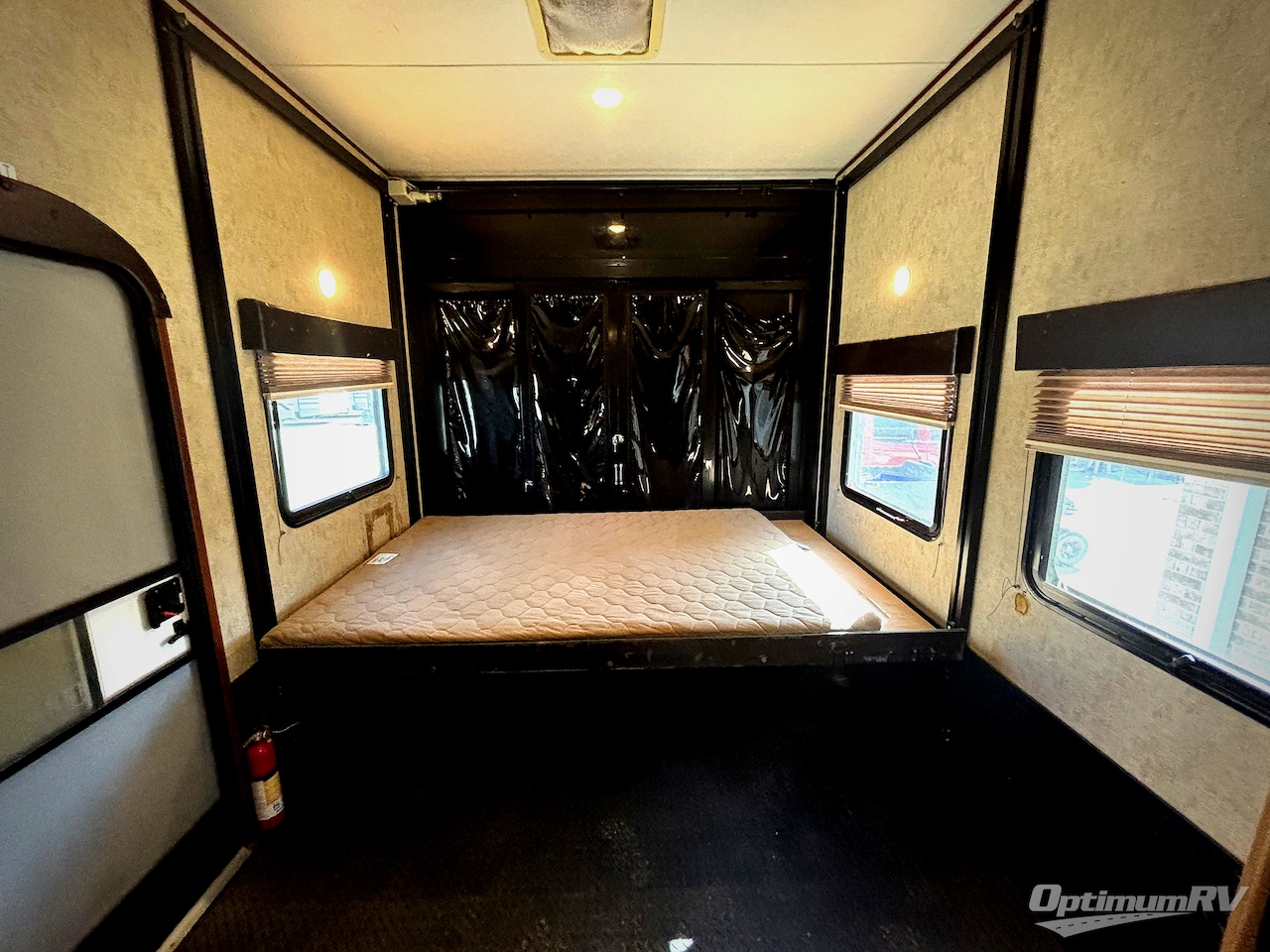 2016 Prime Time Spartan 1032 Photo 16