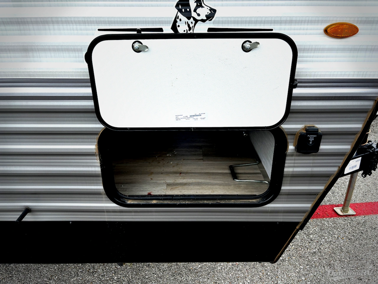 2025 Coachmen Clipper 6K Series 272RLS Photo 16