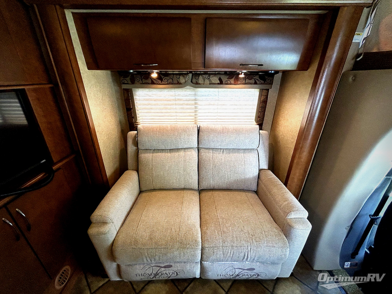 2014 Thor Siesta Sprinter 24SR Photo 13