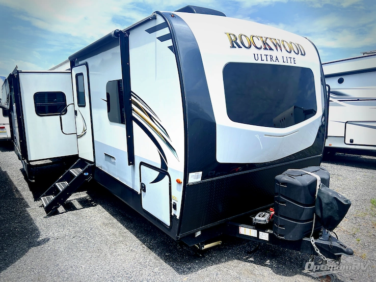 2020 Forest River Rockwood Ultra Lite 2910SB RV Photo 1