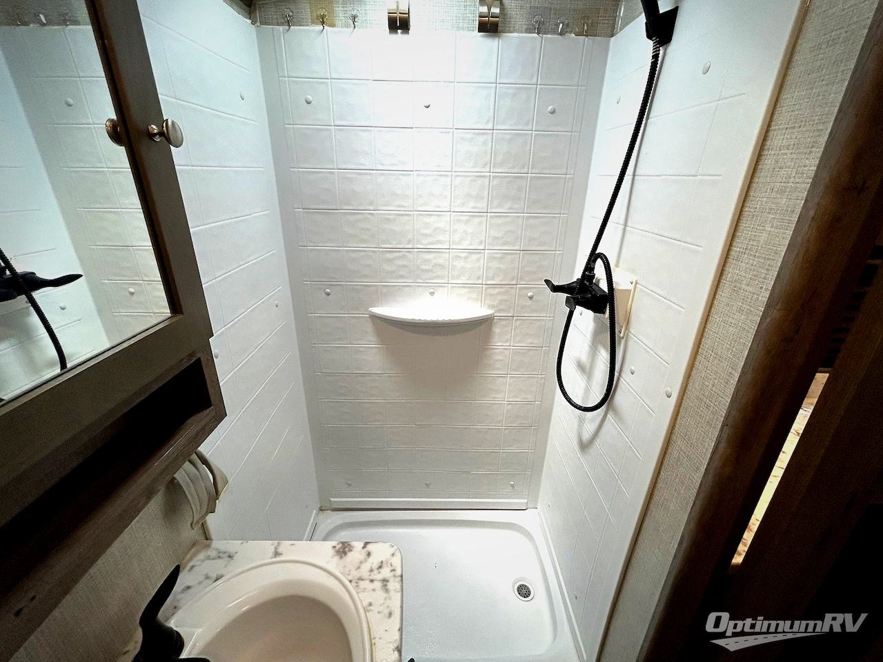 2021 Keystone Outback Ultra Lite 221UMD Photo 16