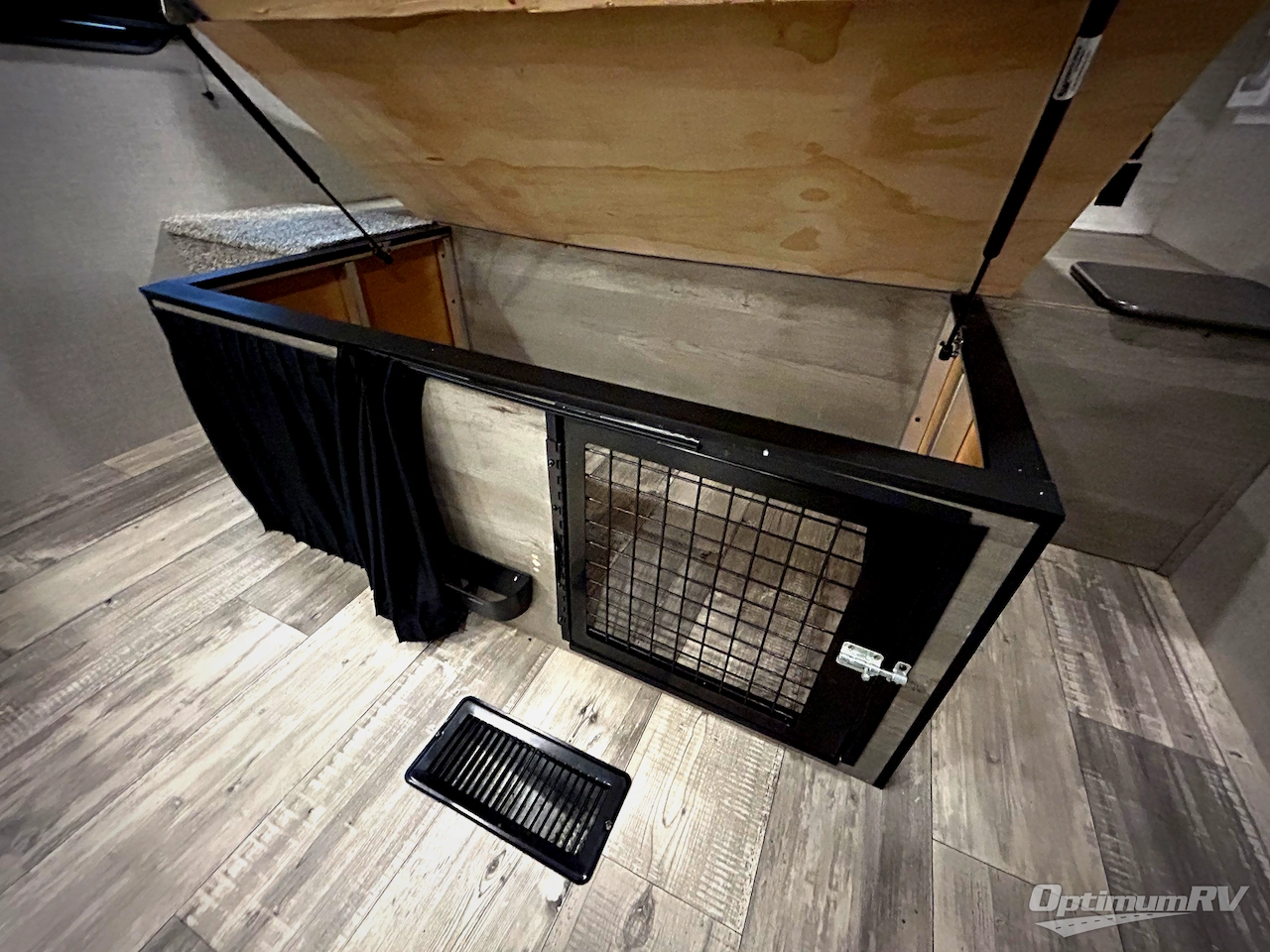 2021 Keystone Outback Ultra Lite 221UMD Photo 9