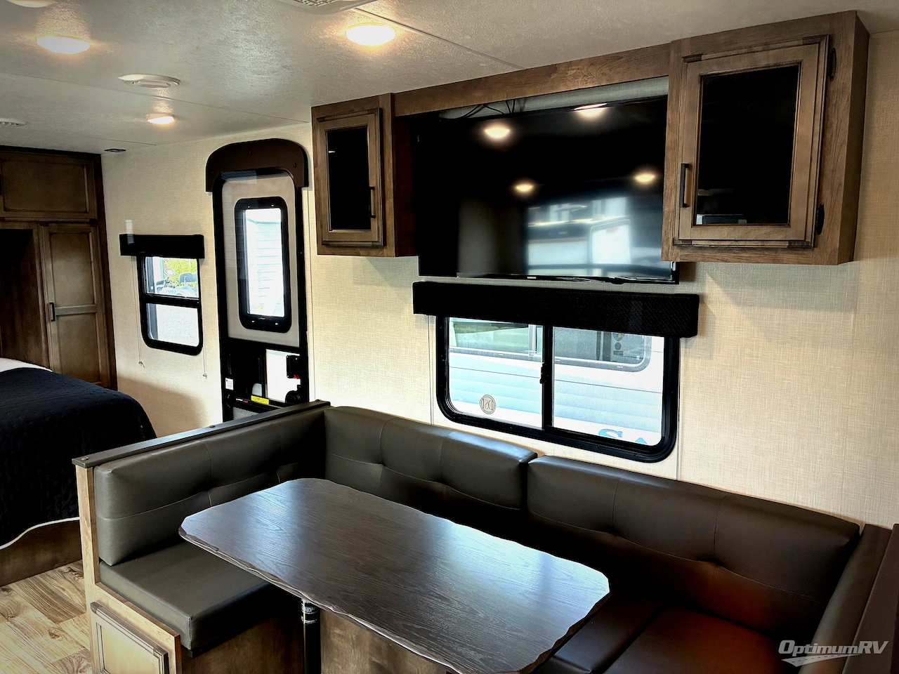 2023 Venture Stratus Ultra-Lite SR221VRK Photo 7