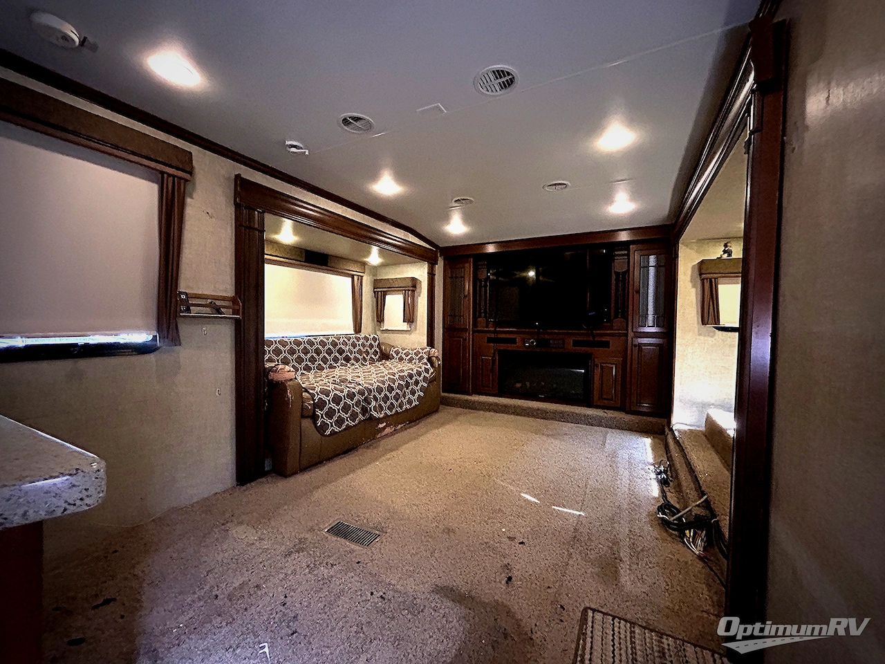 2015 Heartland Bighorn 3755FL Photo 5