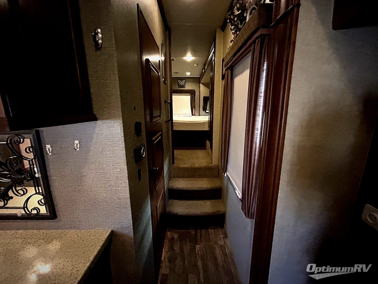 2015 Heartland Bighorn 3755FL Photo 11
