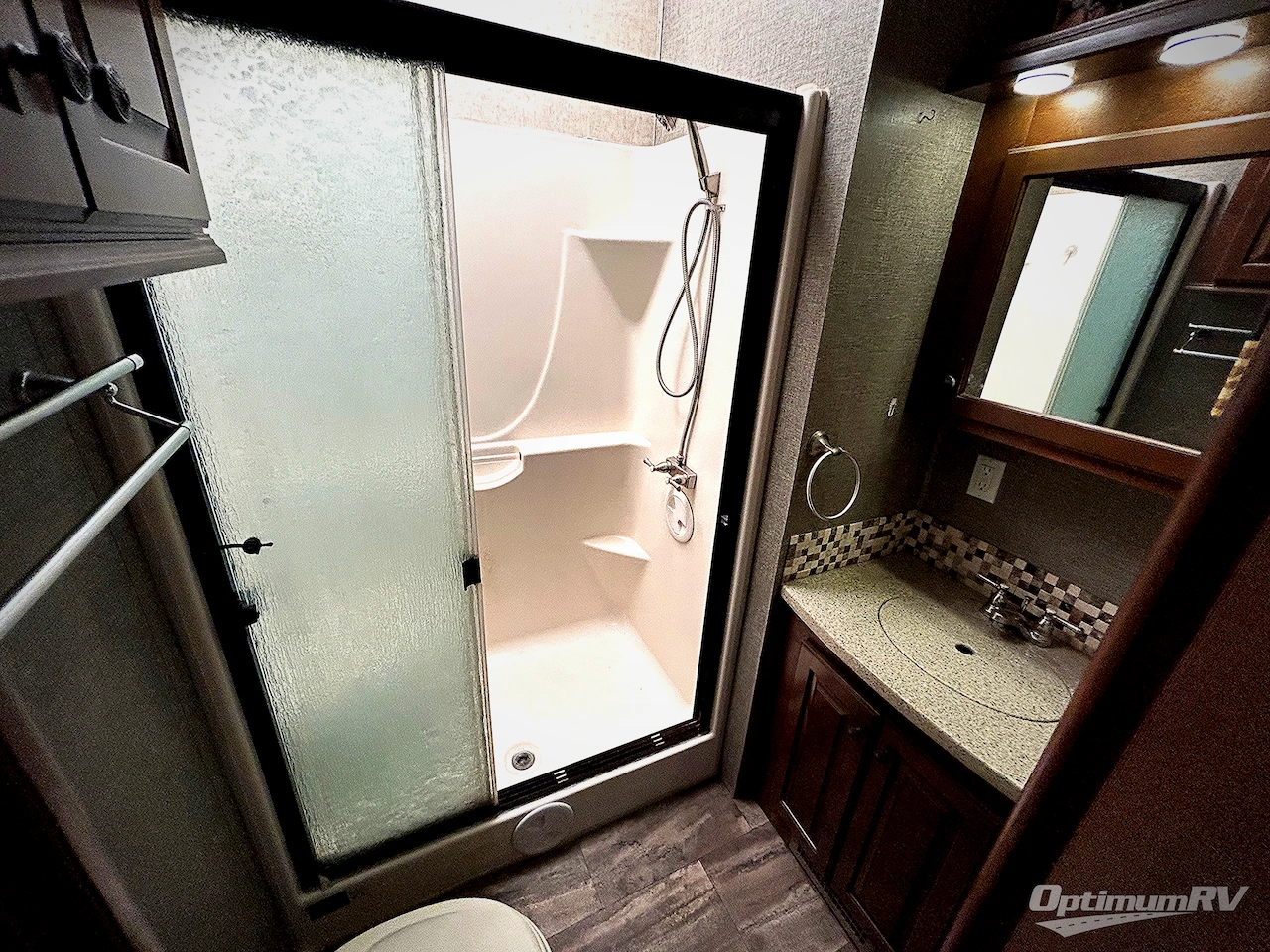 2015 Heartland Bighorn 3755FL Photo 12