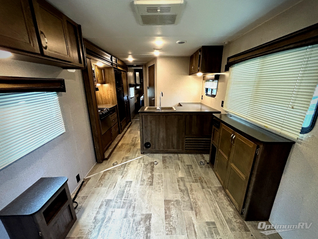 2018 Dutchmen Rubicon XLT 301XLT Photo 5