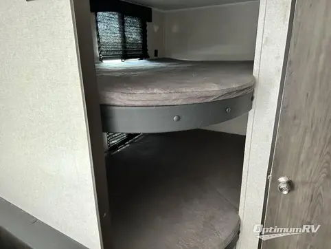 2020 Viking Saga 26SBH RV Photo 4