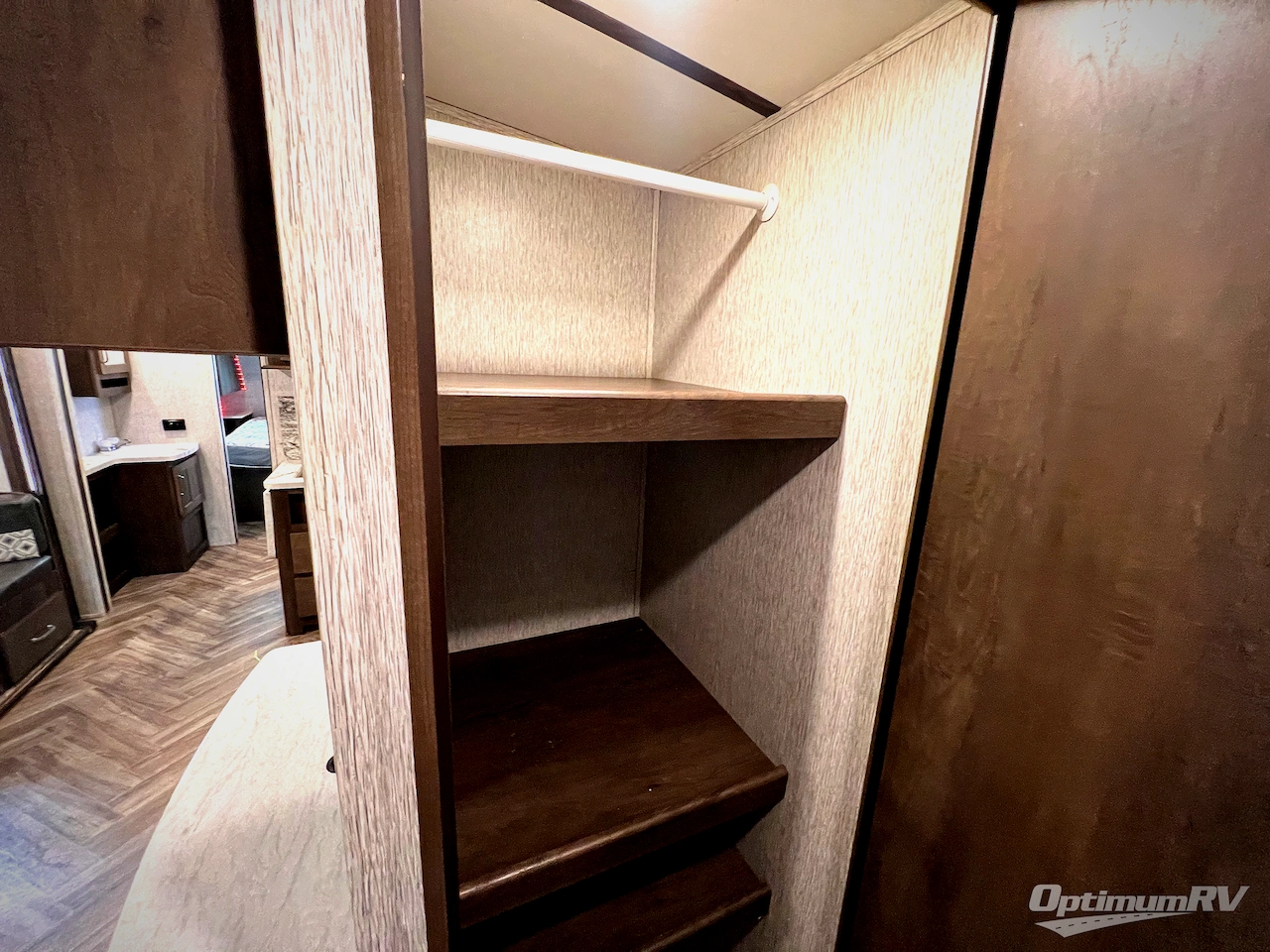 2021 Dutchmen Astoria 3203BH Photo 12
