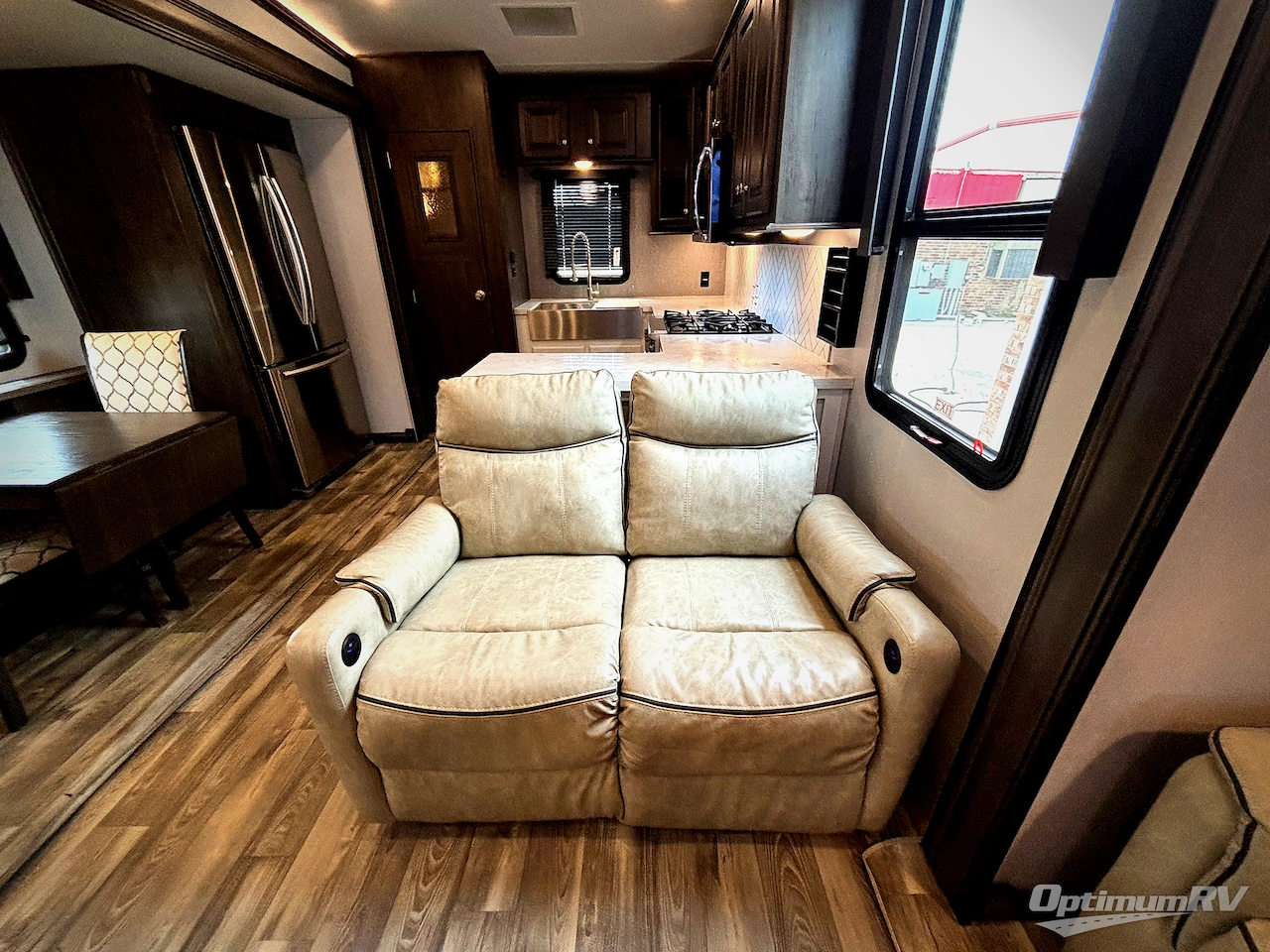 2021 Forest River Cardinal Luxury 390FBX Photo 12