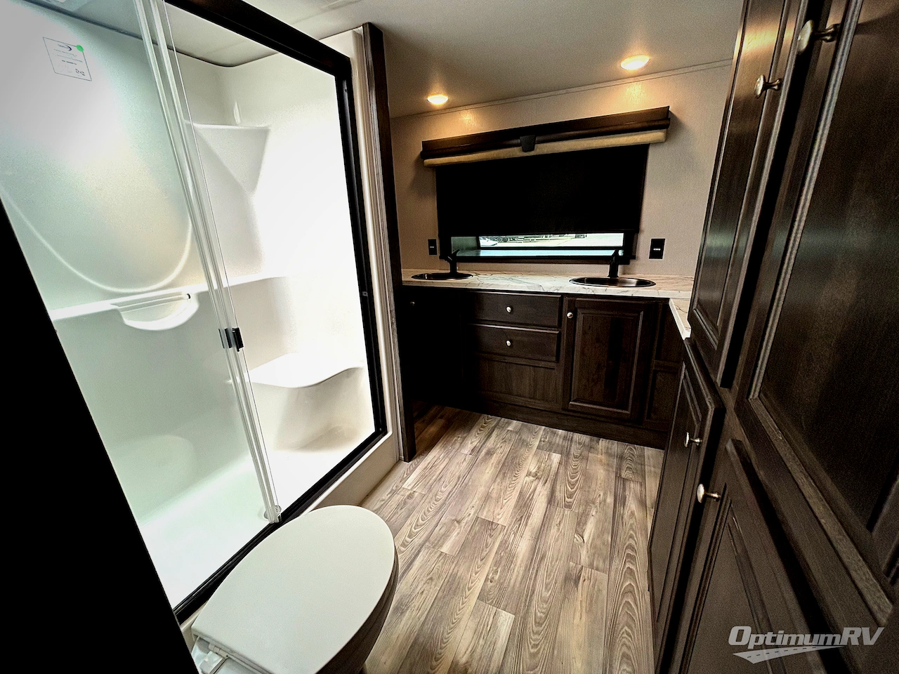 2021 Forest River Cardinal Luxury 390FBX Photo 20