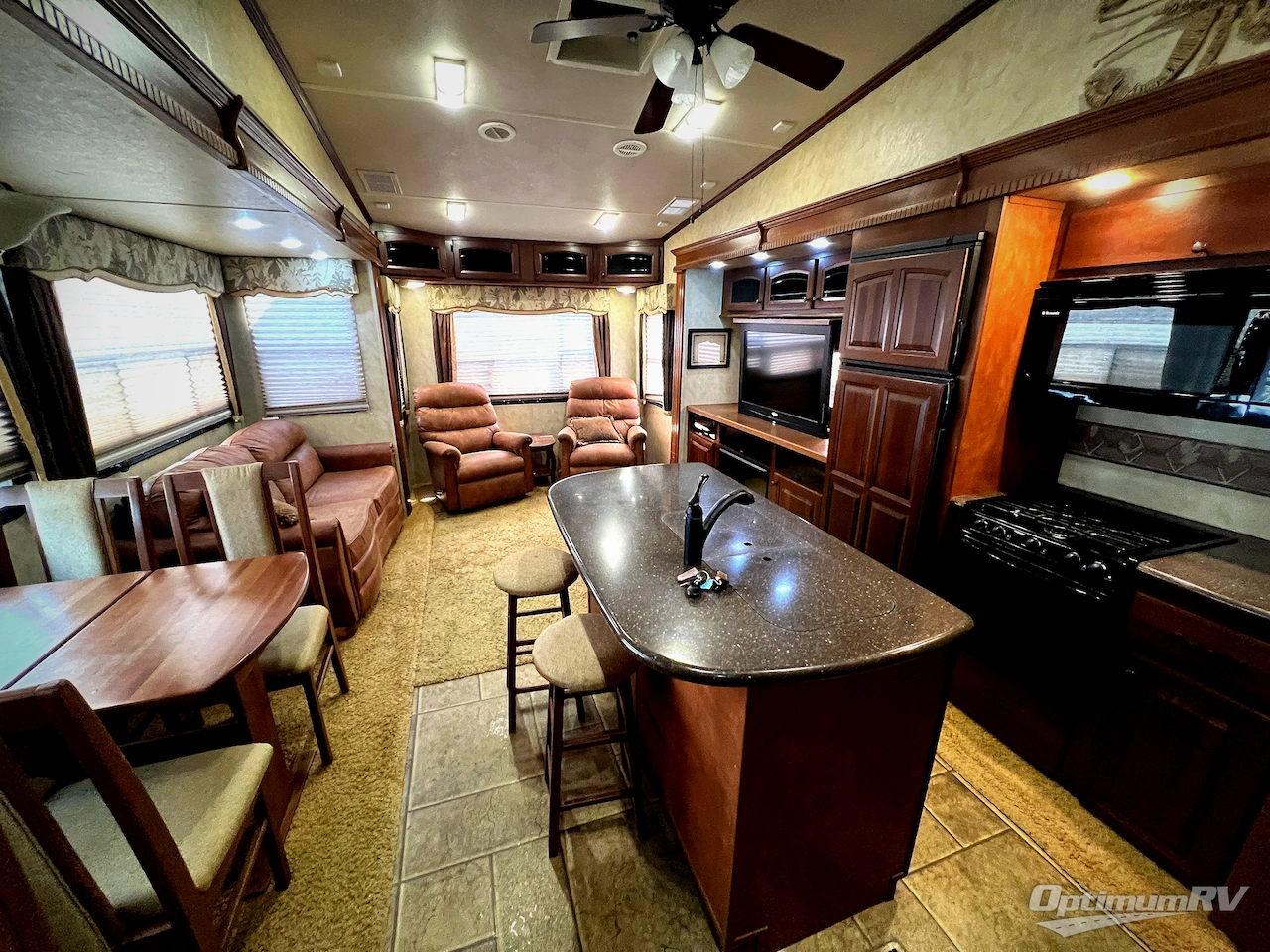 2011 Forest River Cedar Creek 34RLSA Photo 3