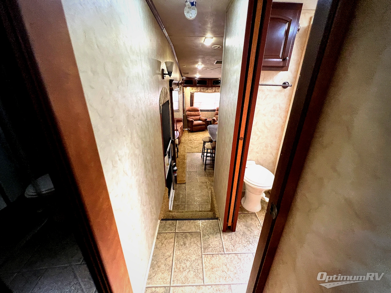 2011 Forest River Cedar Creek 34RLSA Photo 31